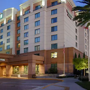 Embassy By Hilton Riverfront Promenade USA