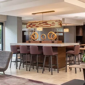 Courtyard By Marriott Airport Portland
