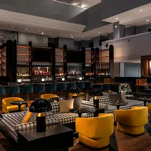 https://renaissance-denver-stapleton-hotel.seedenverhotels.com