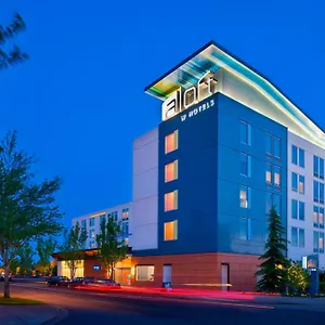 Aloft Airport At Cascade Station Portland