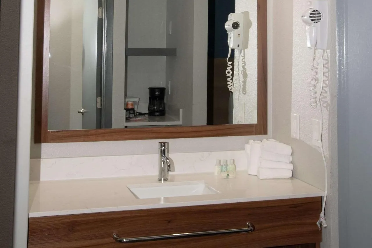 Quality Inn Portland Airport Pdx