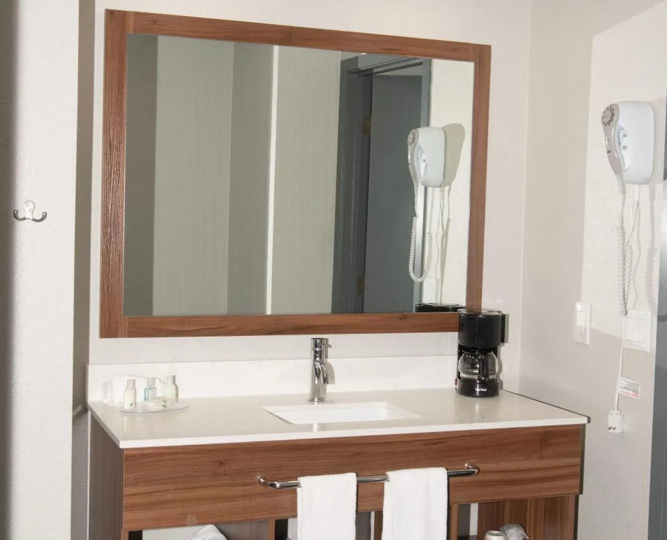 **  Quality Inn Portland Airport Pdx United States