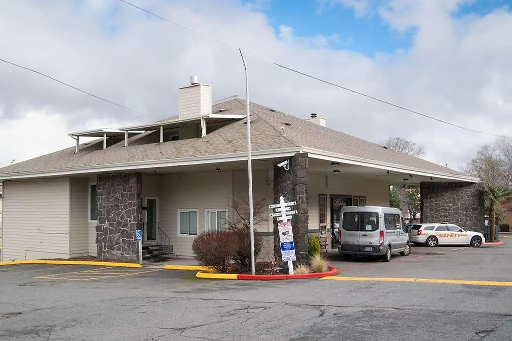 Quality Inn Portland Airport Pdx